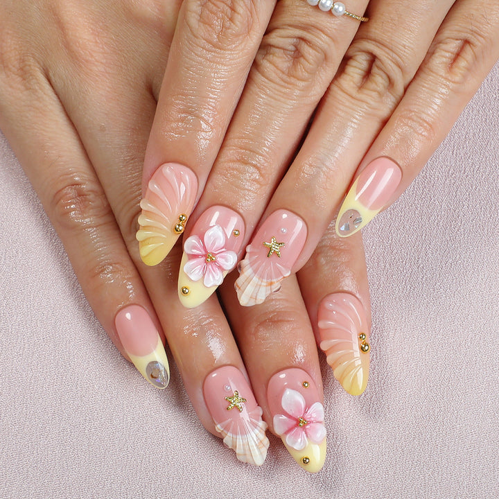 Creative nail art set with maritime motifs and elegant embellishments Kalsten