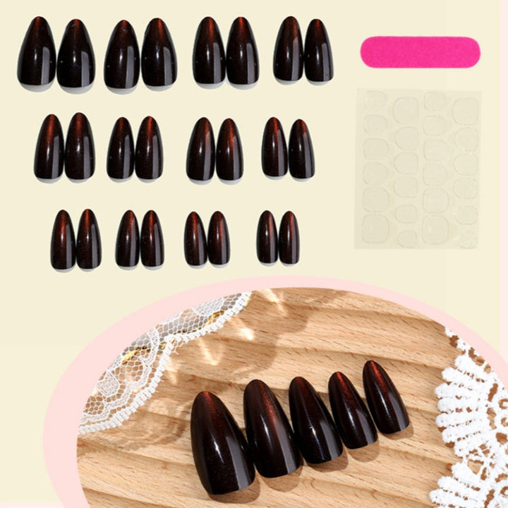Artificial nails in modern glamour look Kalsten