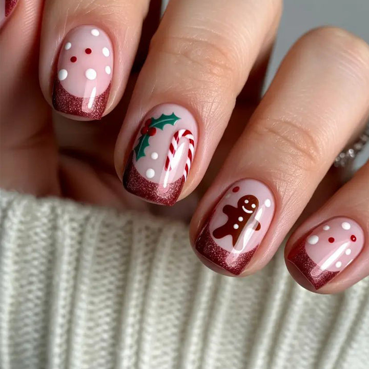 Festive Holiday-Themed Nails Kalsten