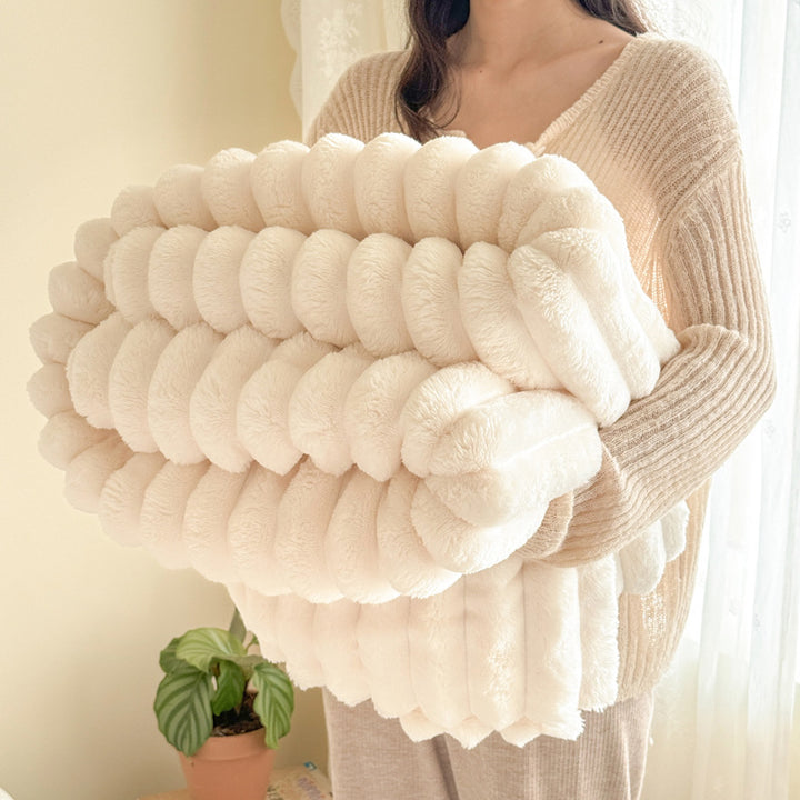 Women's Oversized Snuggle Blanket with Haptic Kalsten