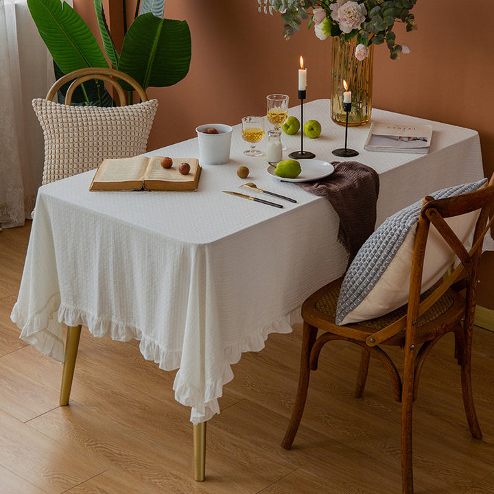 Light cotton gauze tablecloth with frill and natural structure Kalsten
