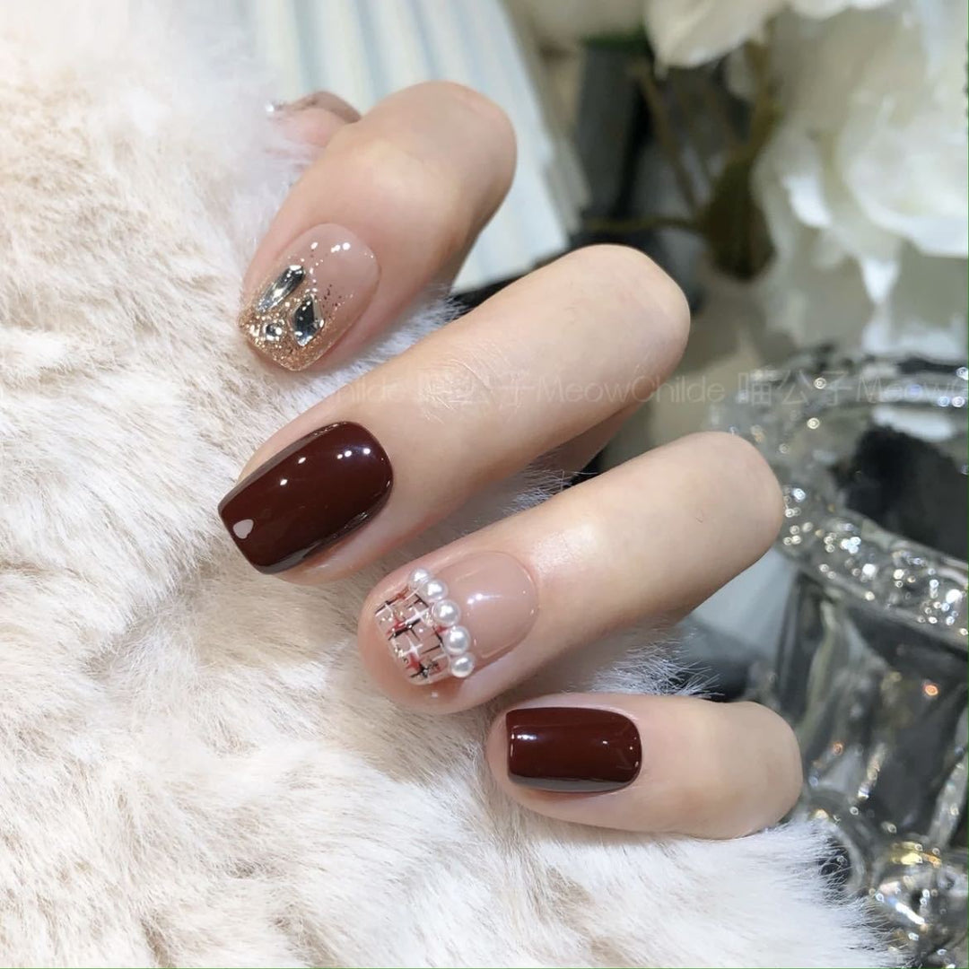 Luxury Press-On Nail Art Set with Pearl and Glitter Accents Kalsten