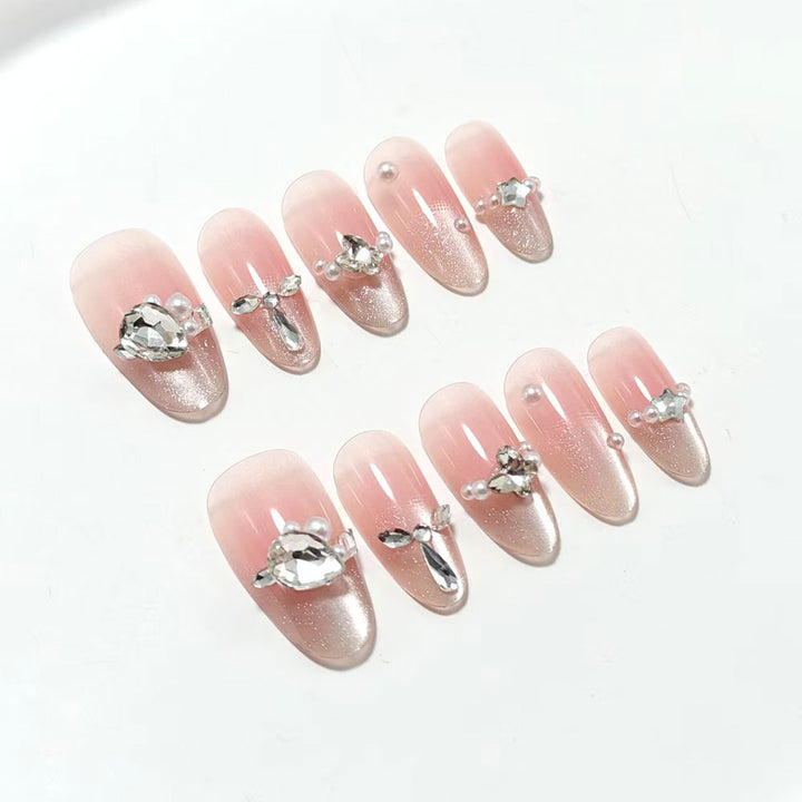 Artificial nails with luxurious jewelry accents Kalsten