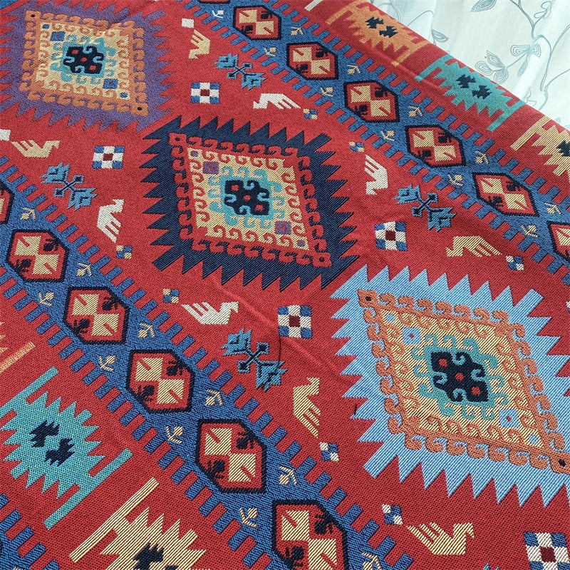 Artistic Floral Patterned Throw Blanket