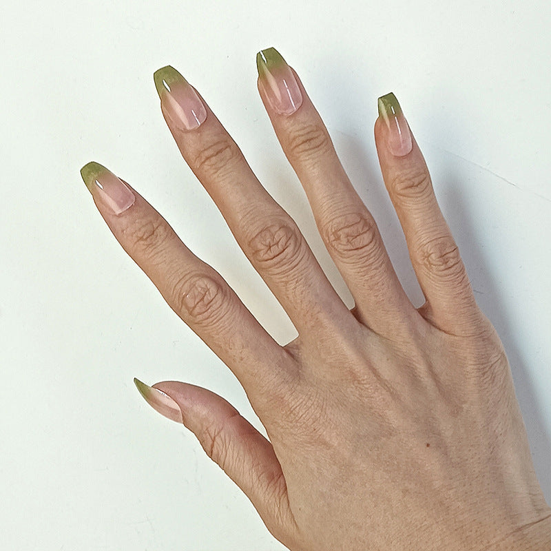 Artful Nail Tips with Ombre Effect Kalsten