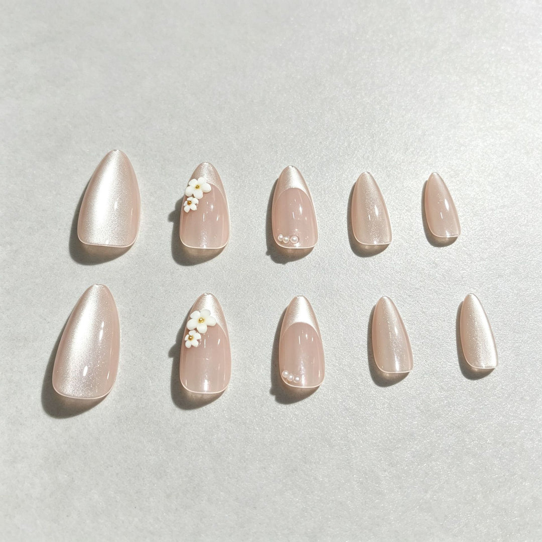 Elegant Floral Nail Design Press-On Tips Kalsten