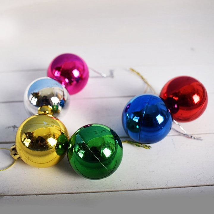 Decorative Holiday Baubles Kalsten