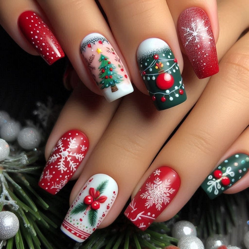 Festive artificial nails in Christmas design Kalsten