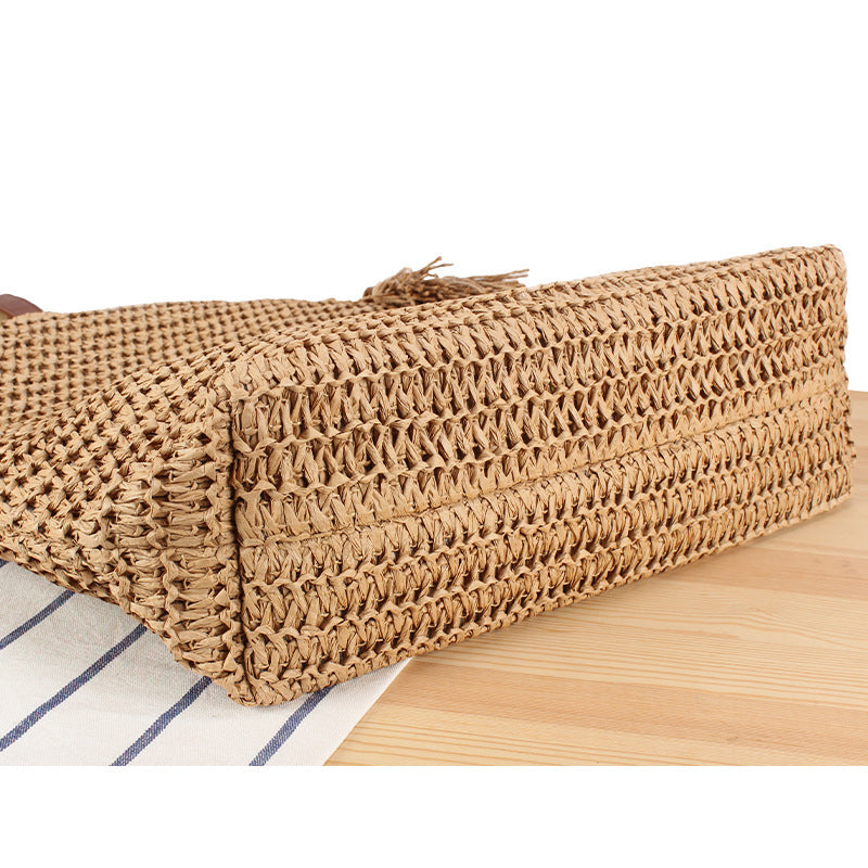 Handbag Made of Braided Natural Material with Tassel Decoration Kalsten