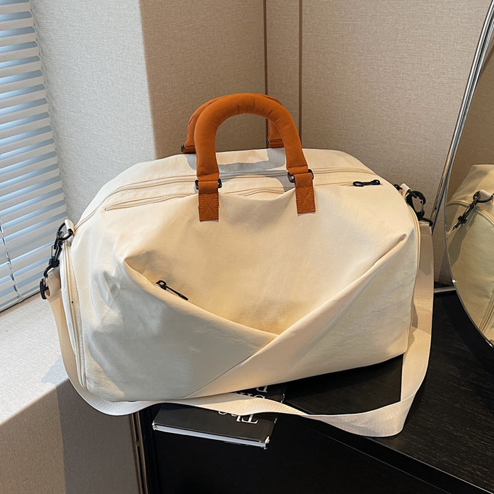Sleek Minimalist Travel Duffel Kalsten