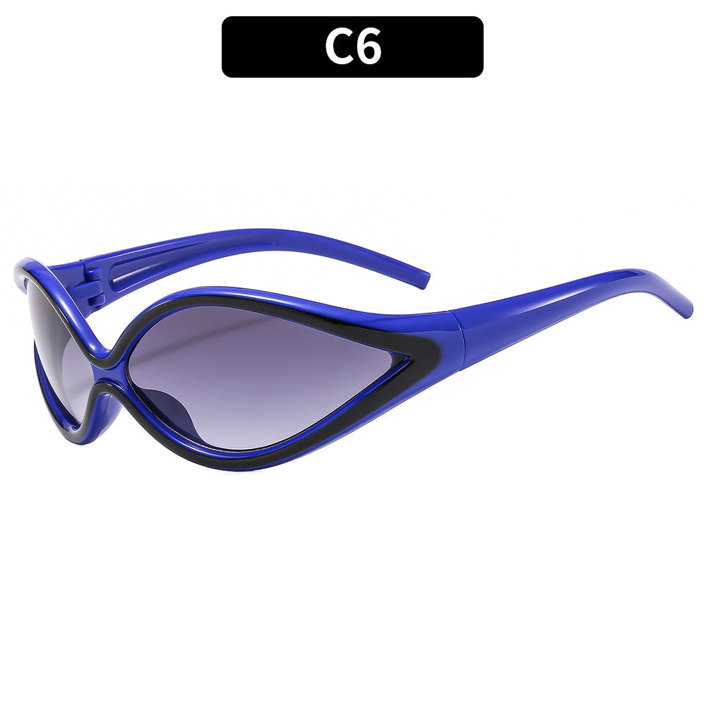 Futuristic Cat-Eye Sunglasses with Stylish Winged Frames