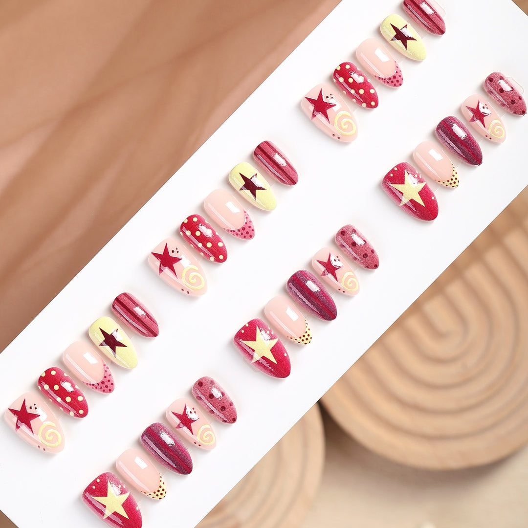 Nail art set with creative star and spiral motifs Kalsten