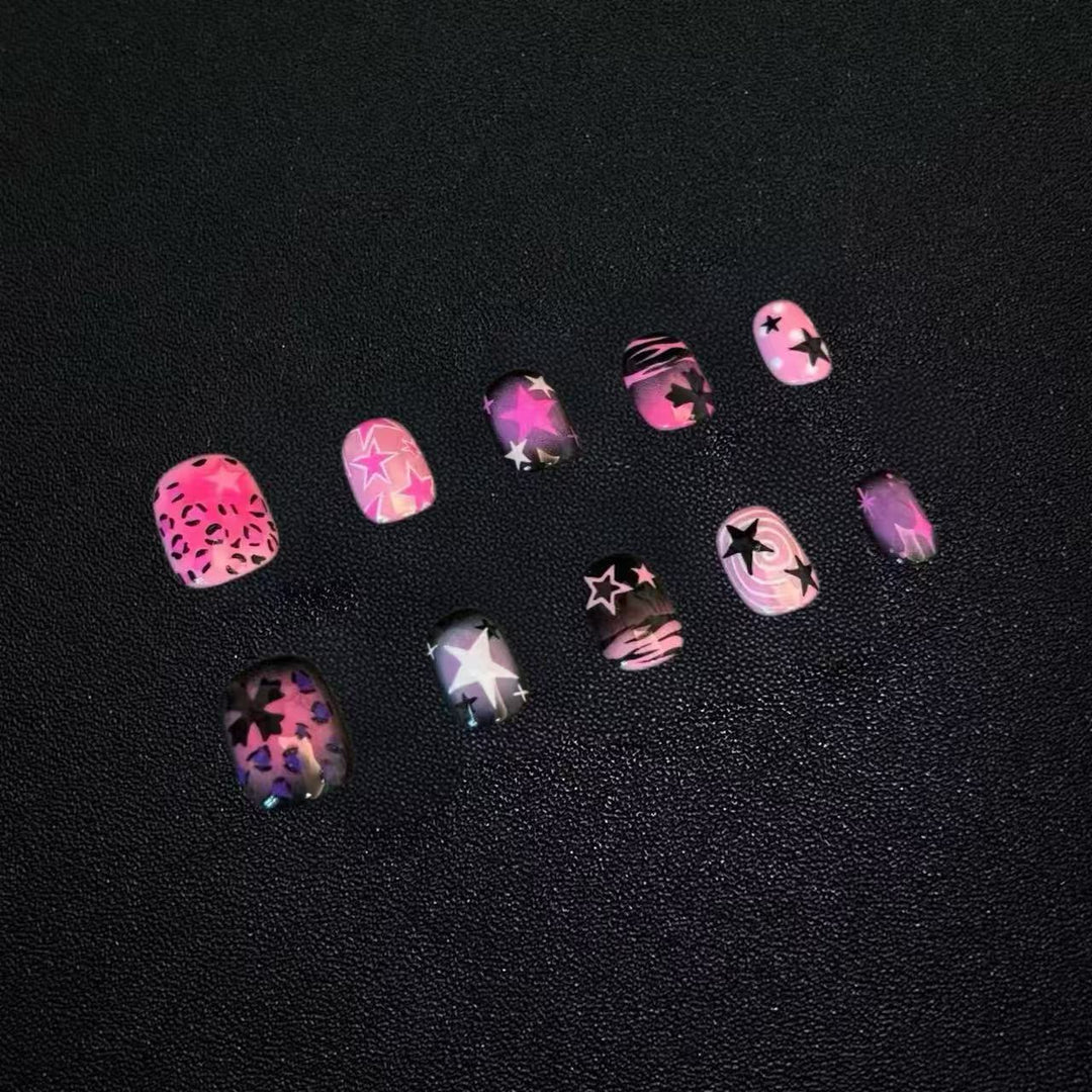 Stylish Star Printed Press-On Nail Art Set Kalsten