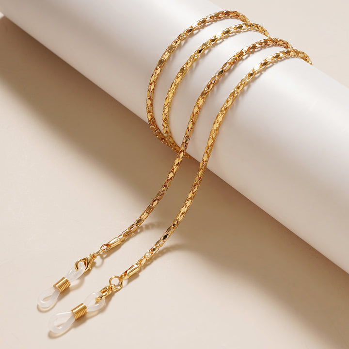 Elegant Pearl-Embellished Chain Kalsten
