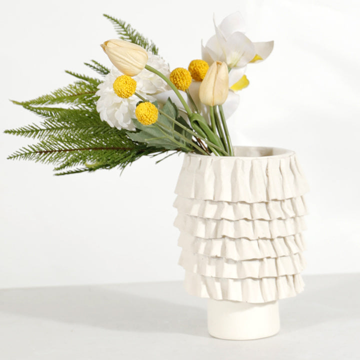 Decorative Ruffled Table Lamp