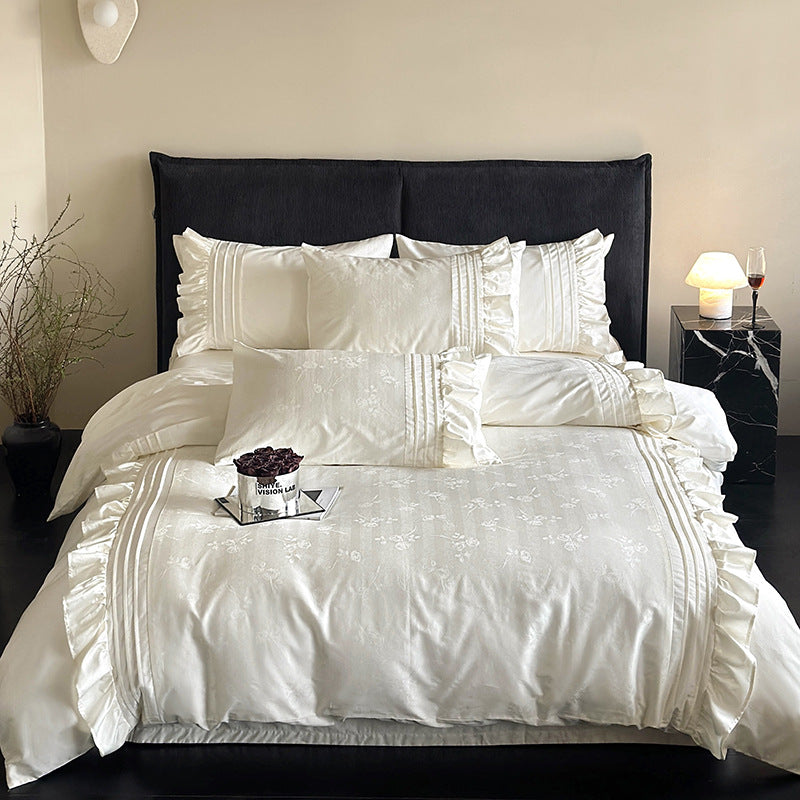 Bedding set with frill and fine jacquard texture