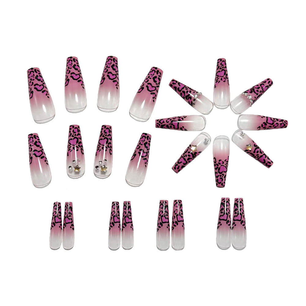 Glamorous artificial nails in leopard design Kalsten