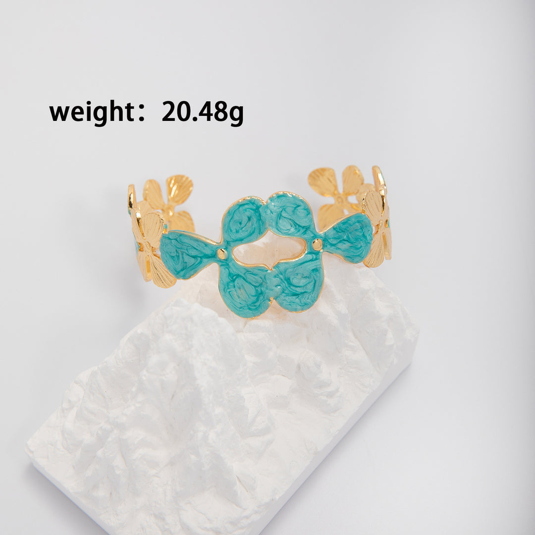 Artistic Cuff Bracelet Kalsten