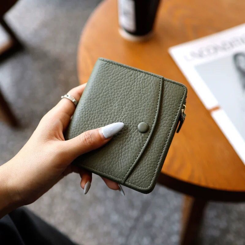 Textured Leather Zippered Coin Wallet Kalsten