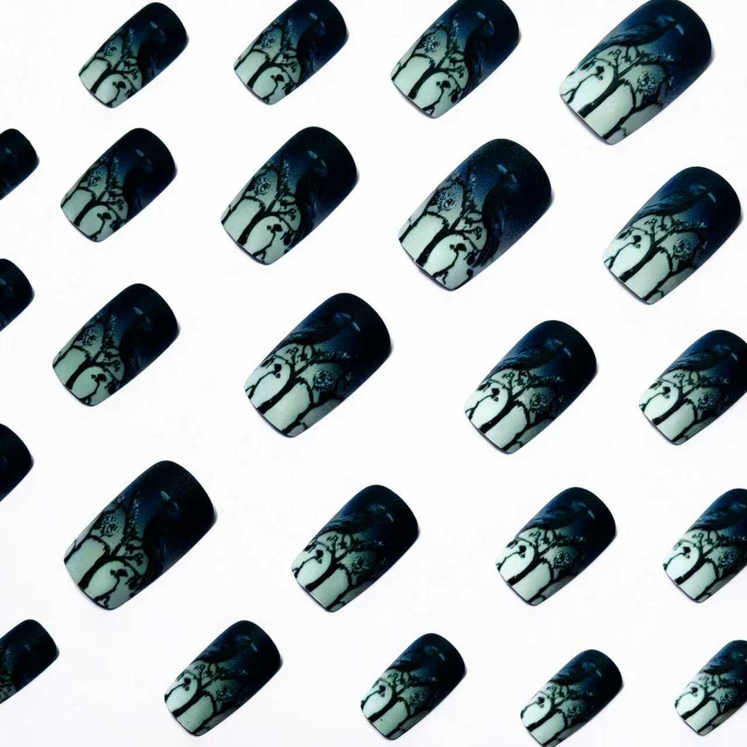 Artistic Raven-Themed Nail Art Kalsten