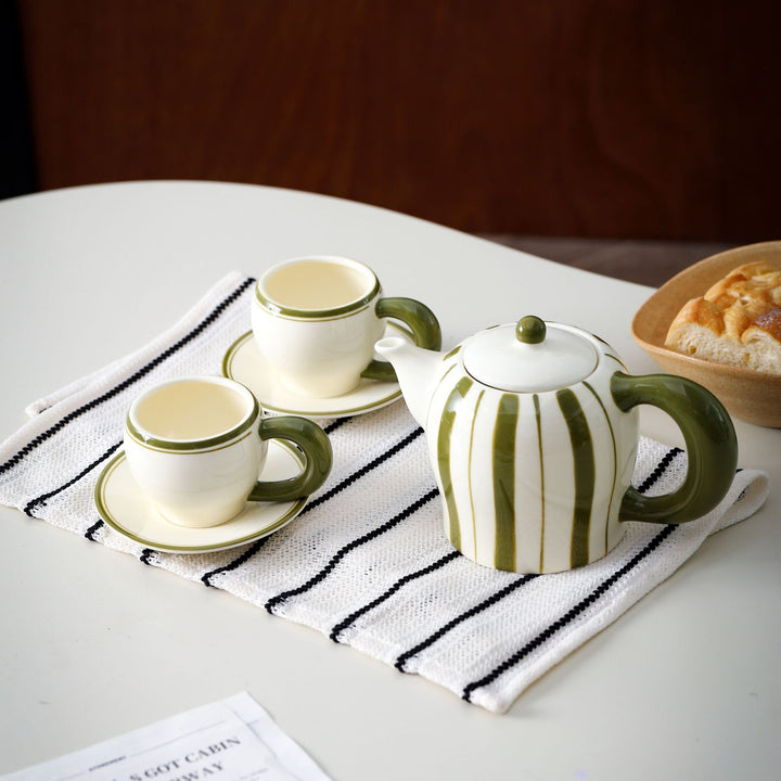 Ceramic Espresso Cup Set with Saucer and Elegant Vintage Handle