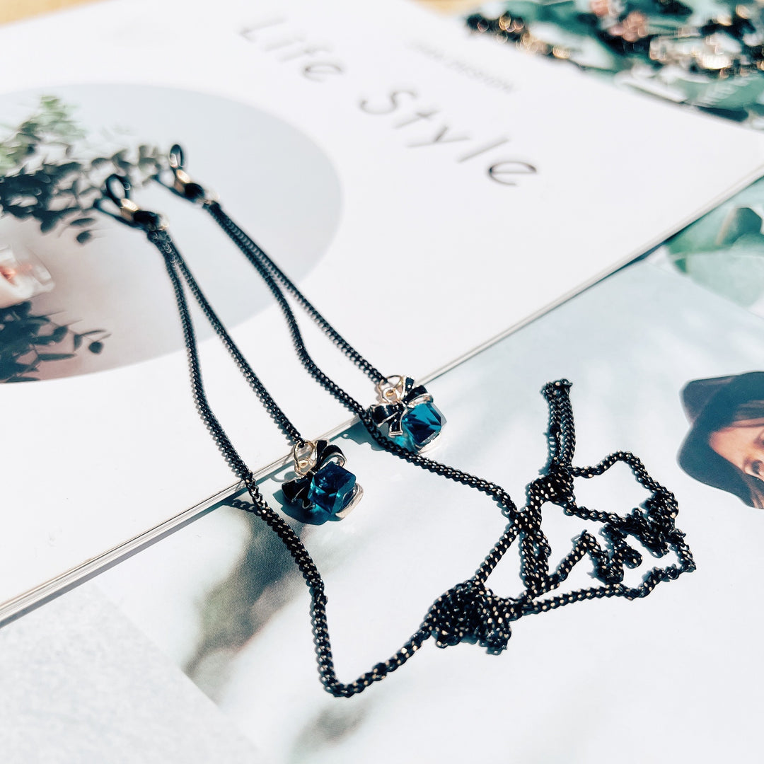 Adjustable Decorative Eyewear Chain Kalsten