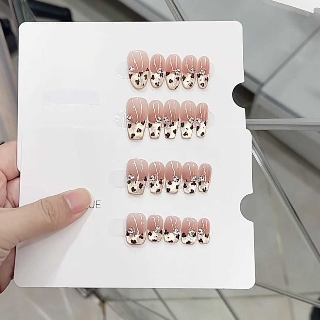 Artistic Rhinestone-Embellished Press-On Nail Set Kalsten