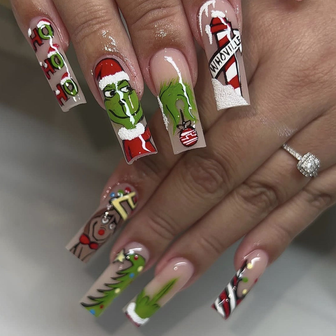Christmas-Themed 3D Nail Art Set Kalsten