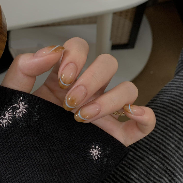 Artificial nails with modern French manicure design Kalsten