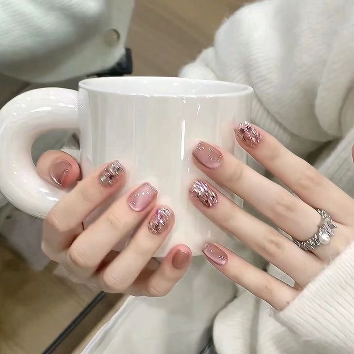 Elegant Foil and Floral Press-On Nail Set Kalsten