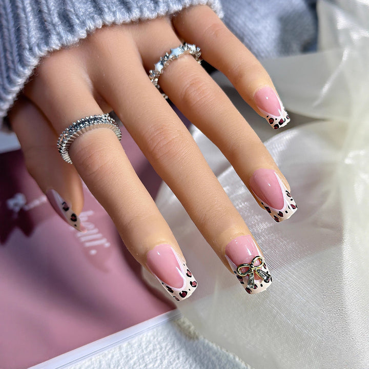 Artificial Nails with Elegant Bow Decoration Kalsten