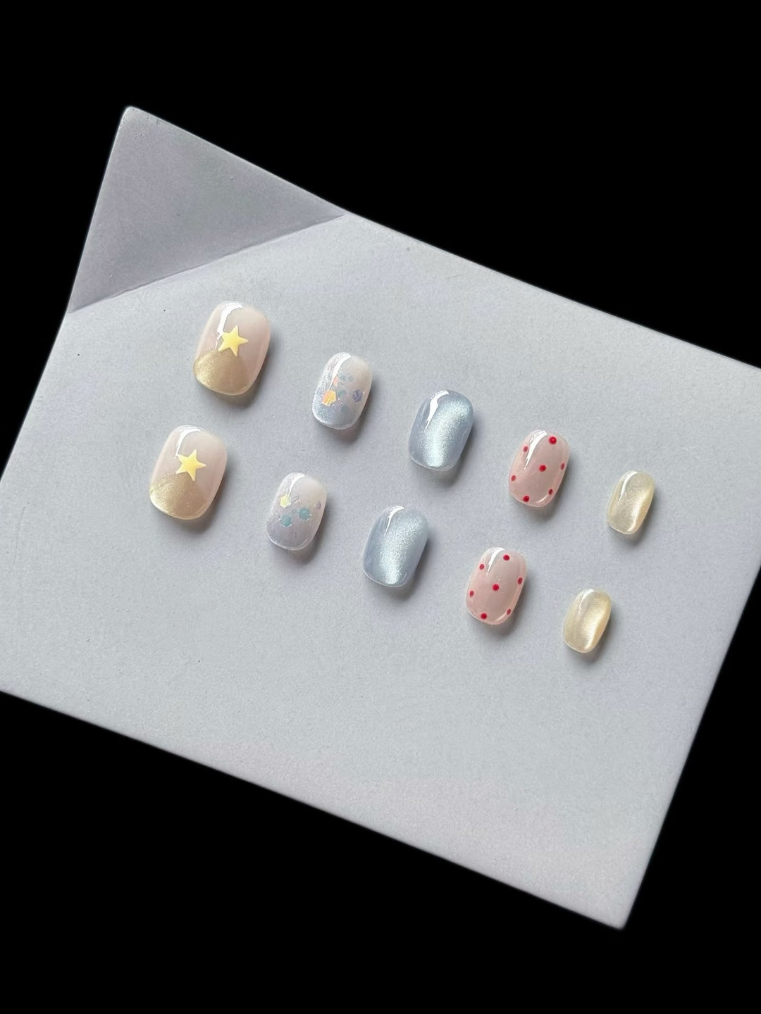 Creative Artistic Press-On Nail Set