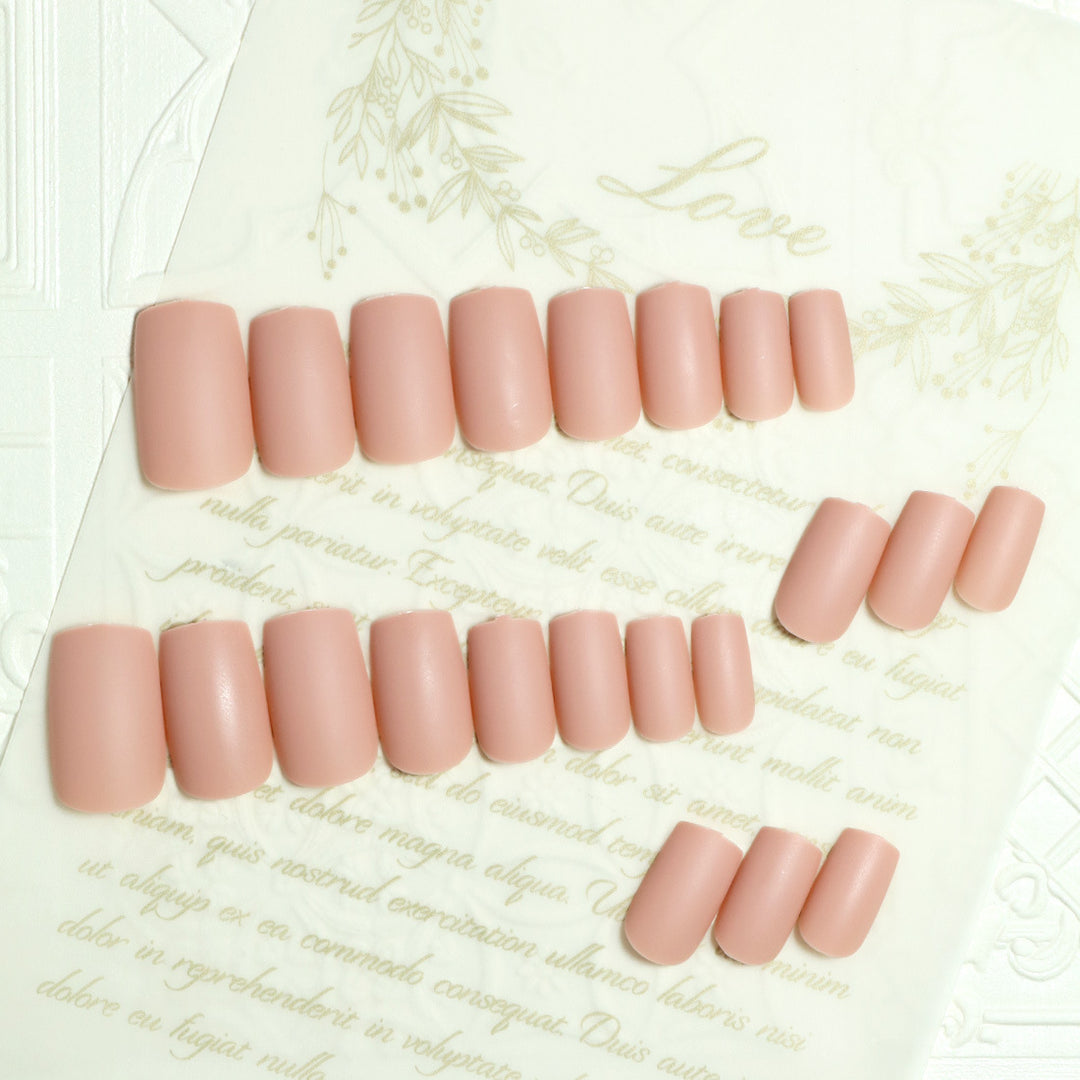 Reusable Matte Press-On Nail Set Kalsten