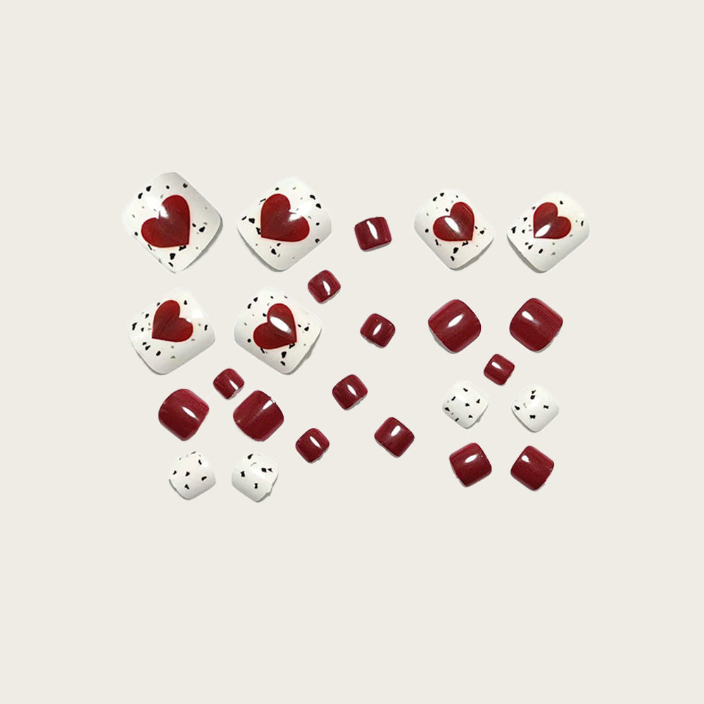 Artificial nails in romantic heart design Kalsten