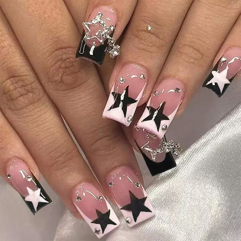 Art nail set with sparkling star accents Kalsten