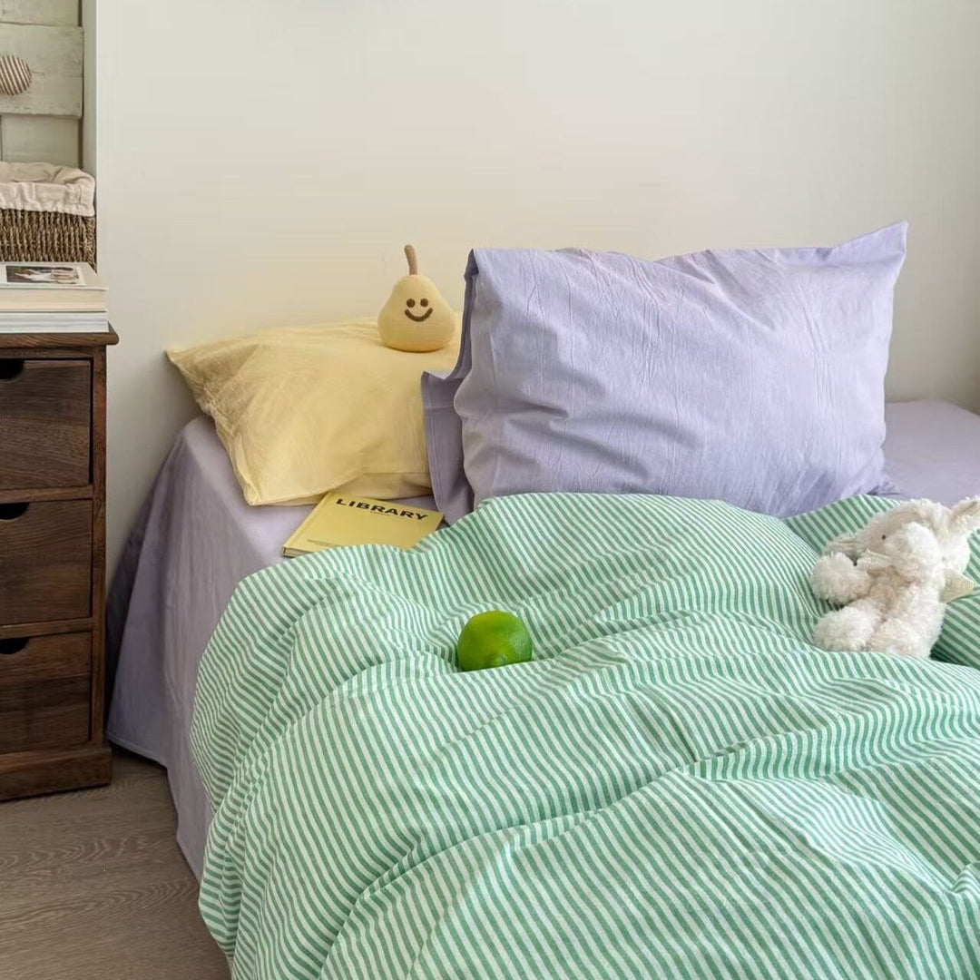 Washed linen bedding set with pillowcases