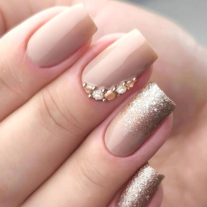 Glamorous Glitter and Crystal Nail Art Tips Kalsten
