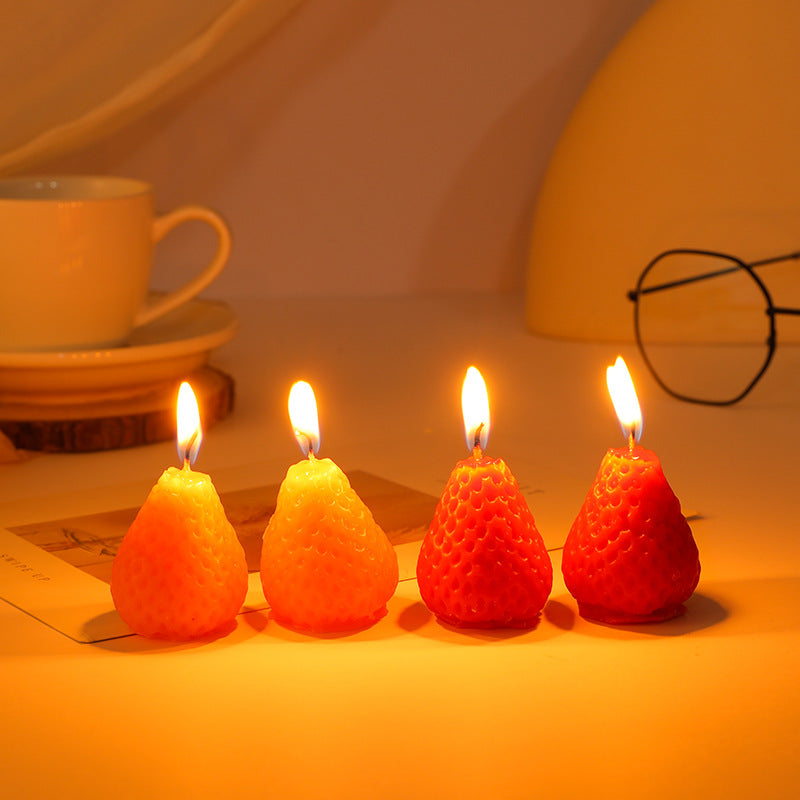 Hand-Poured Strawberry-Shaped Scented Decorative Soy Candle Set