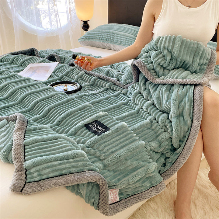 Women's Cozy Ribbed Sherpa Blanket