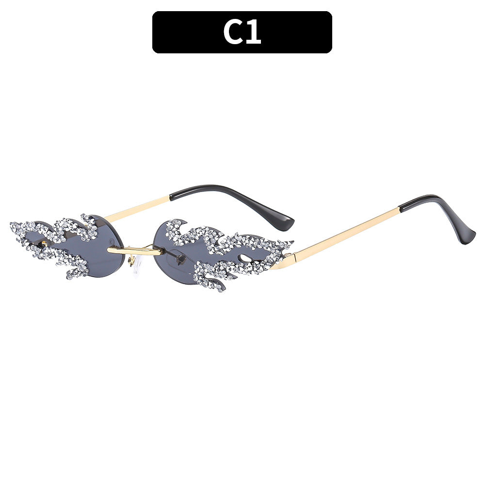Artistic Flame-Designed Sunglasses