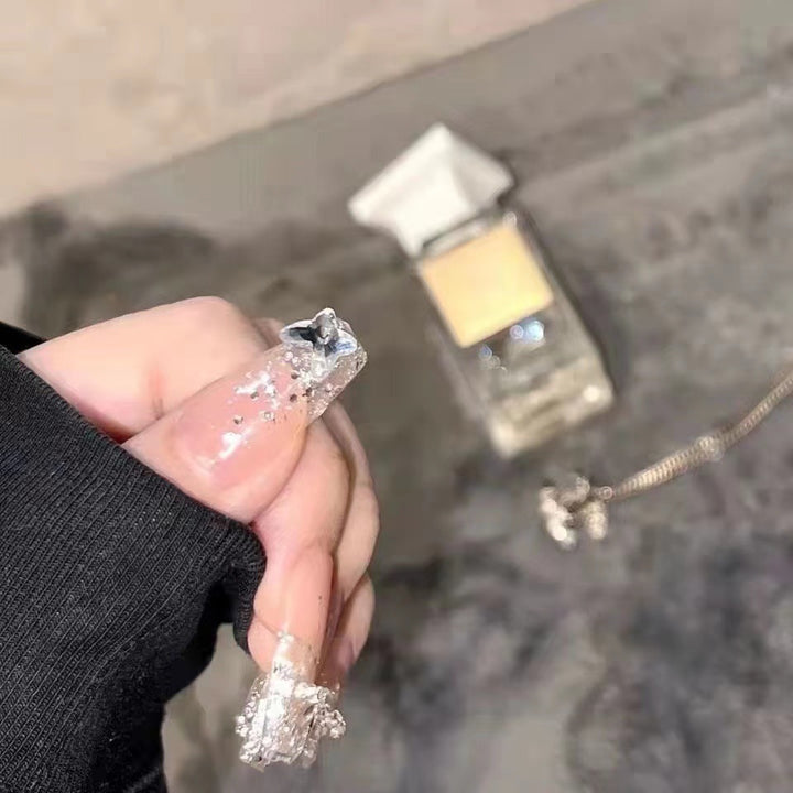 Elegant Glittering Press-On Nail Extensions
