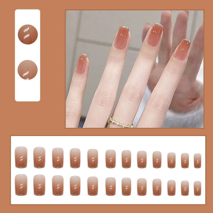 Elegant and Natural Nail Decoration Kalsten