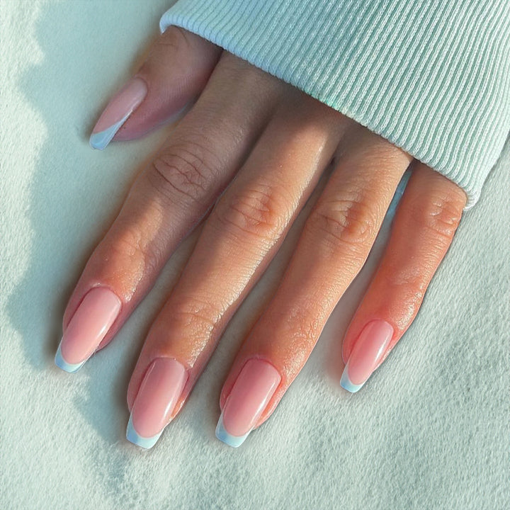 Artificial nail set with elegant French tips Kalsten