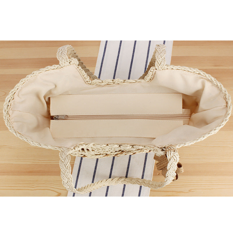 Elegant Beach Bag with Handwoven Basket Pattern Kalsten