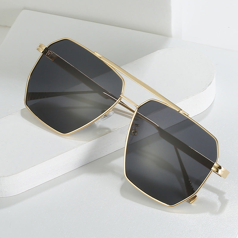 Modern Angular Frame Sunglasses Kalsten