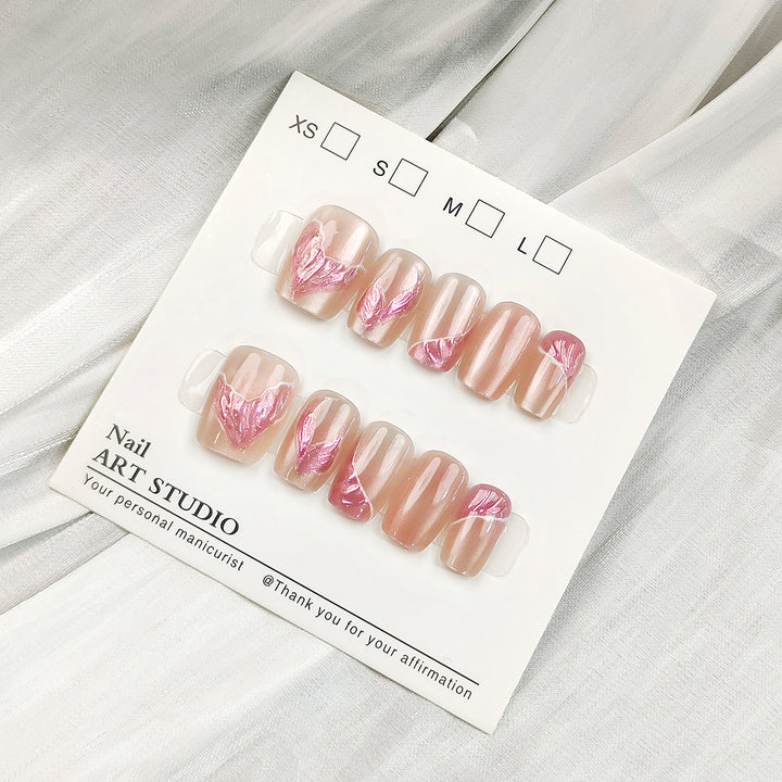 Glamorous Artificial Nails with Shimmering Design Kalsten