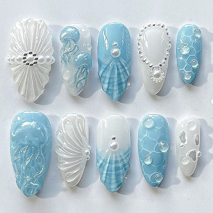 Artificial nail set with elegant embellishments and glittering accents Kalsten