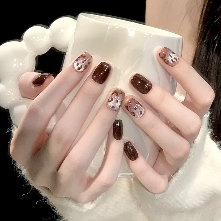 Decorative Press-On Nail Set with Bow Accents Kalsten