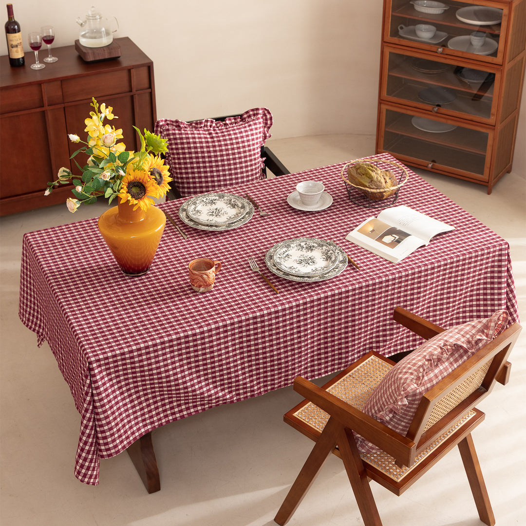 Checkered flannel tablecloth made of cotton blend with soft texture Kalsten
