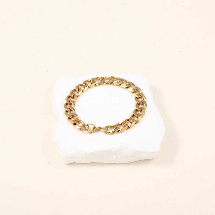 Bold Curb Link Chain Necklace Kalsten